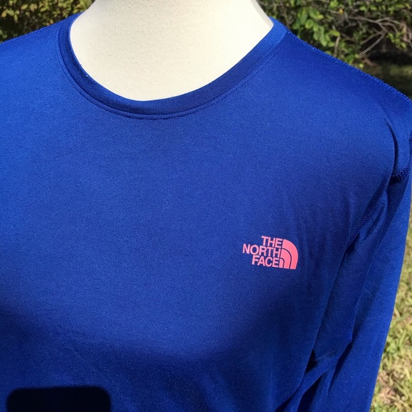 The North Face Long Sleeve Shirt - Picture 2 of 6